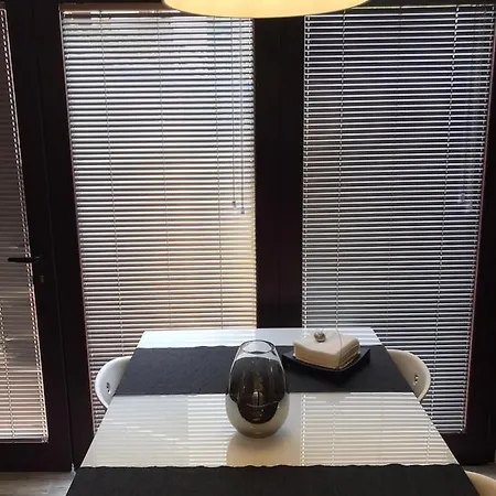 My Friend'S House