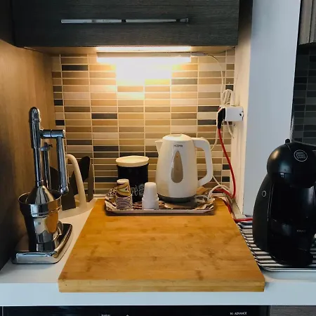 My Friend'S House *